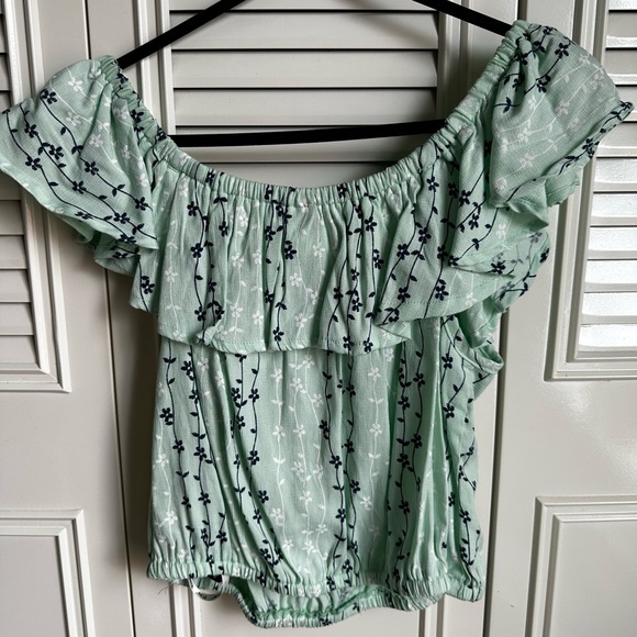 It’s Me off shoulder embroidered top - Picture 3 of 5